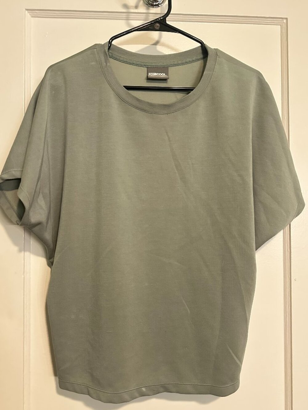 32 Degrees Women's Short Sleeve Top, size M